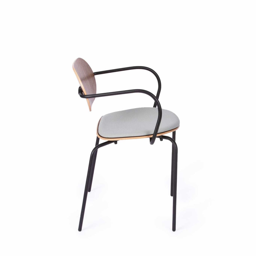 chaise design en metal et noyer