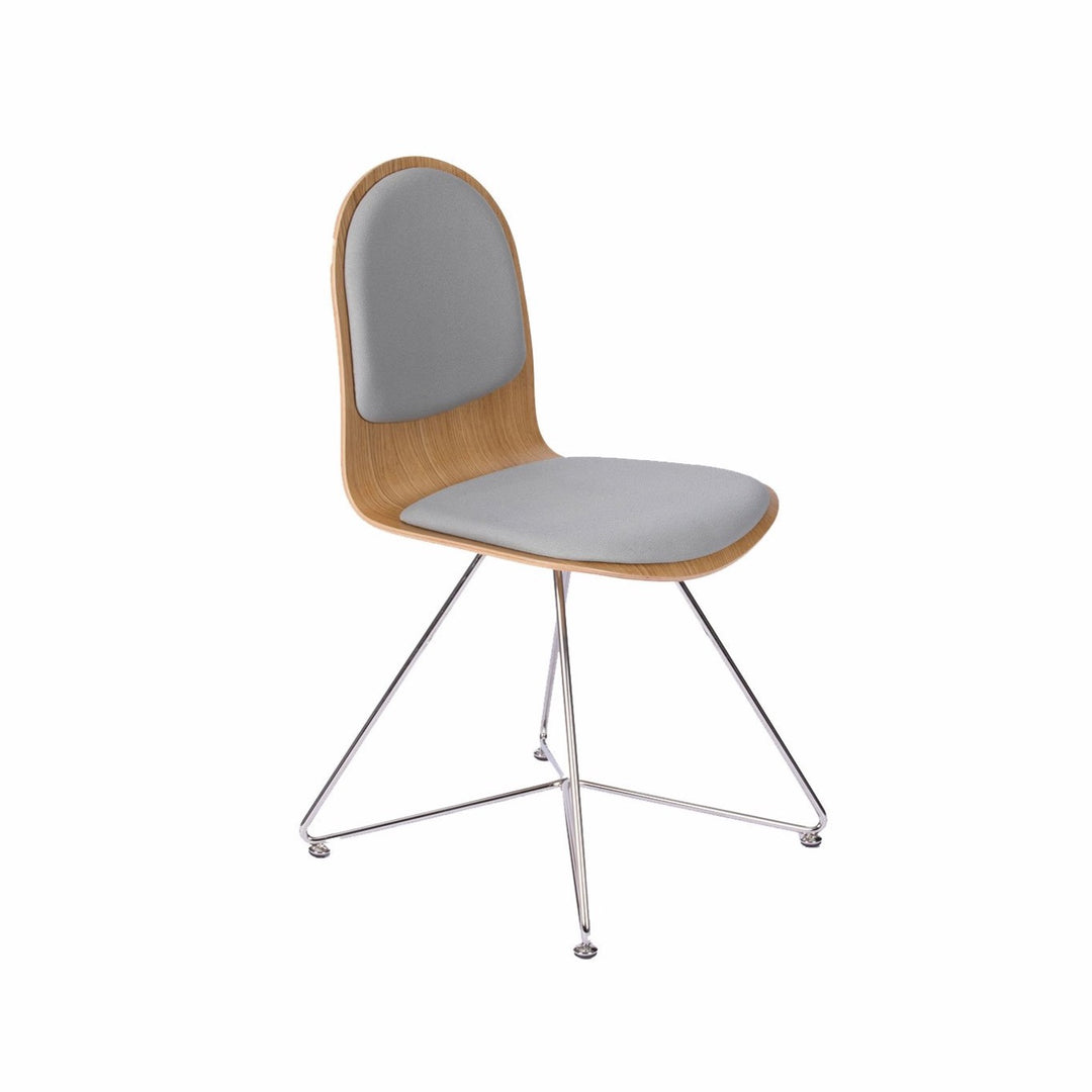 chaise design en chêne
