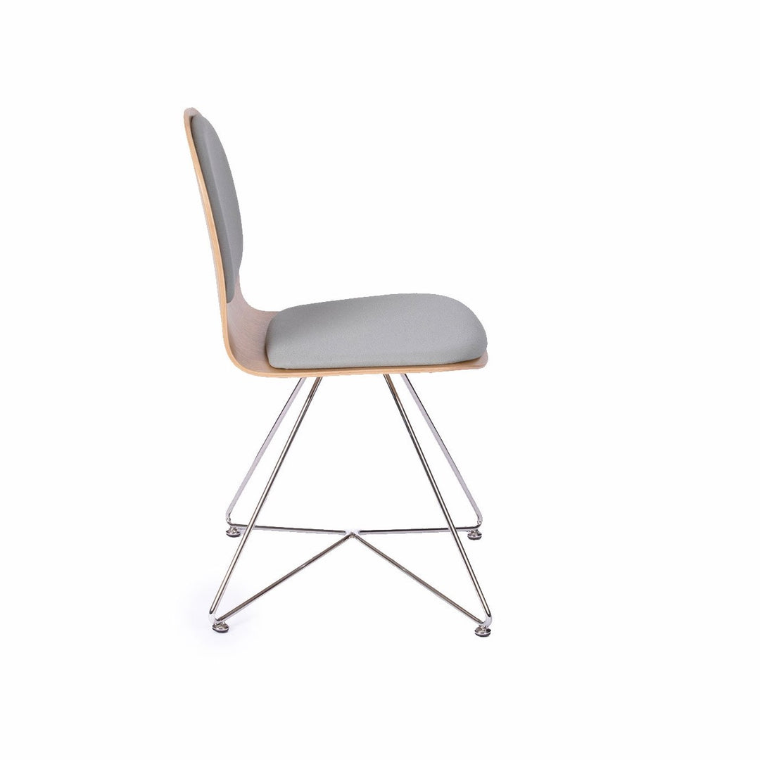 chaise design en chêne