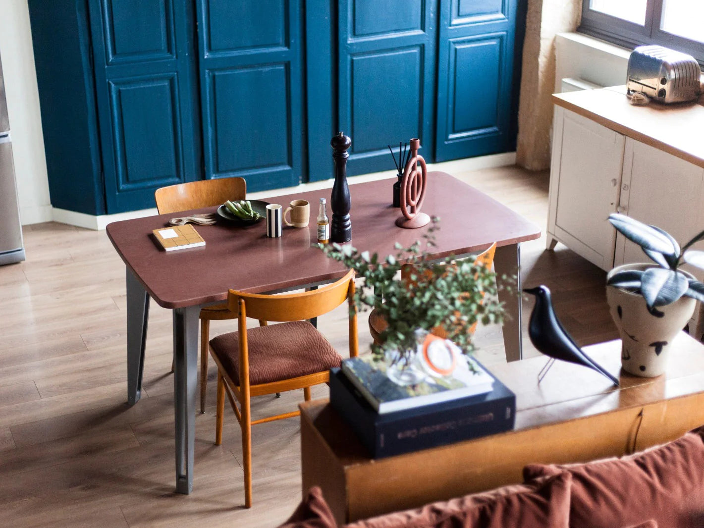 Table brotteaux design