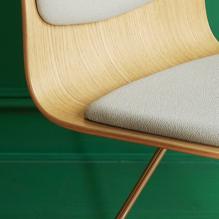 chaise design en chêne