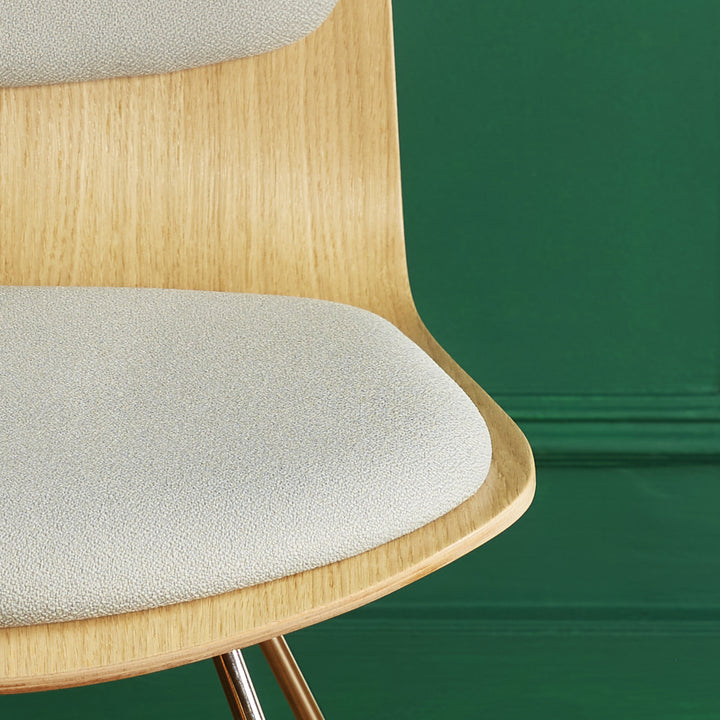 chaise design en chêne