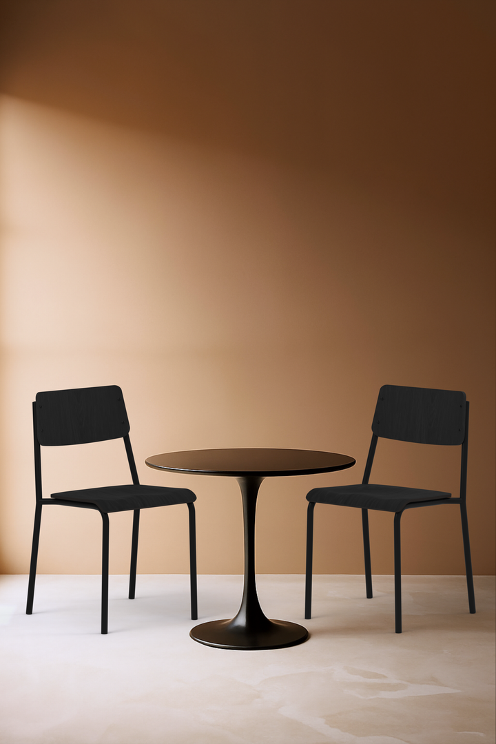 La chaise R10 - Hêtre noir