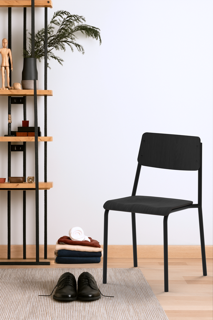 La chaise R10 - Hêtre noir